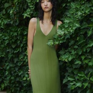 Zara Knit Midi Dress in Green